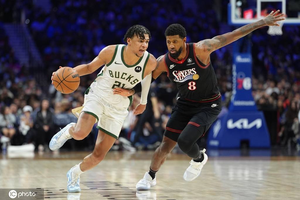 马克西21分格兰姆斯20分瑞安22+10 76人胜雄鹿